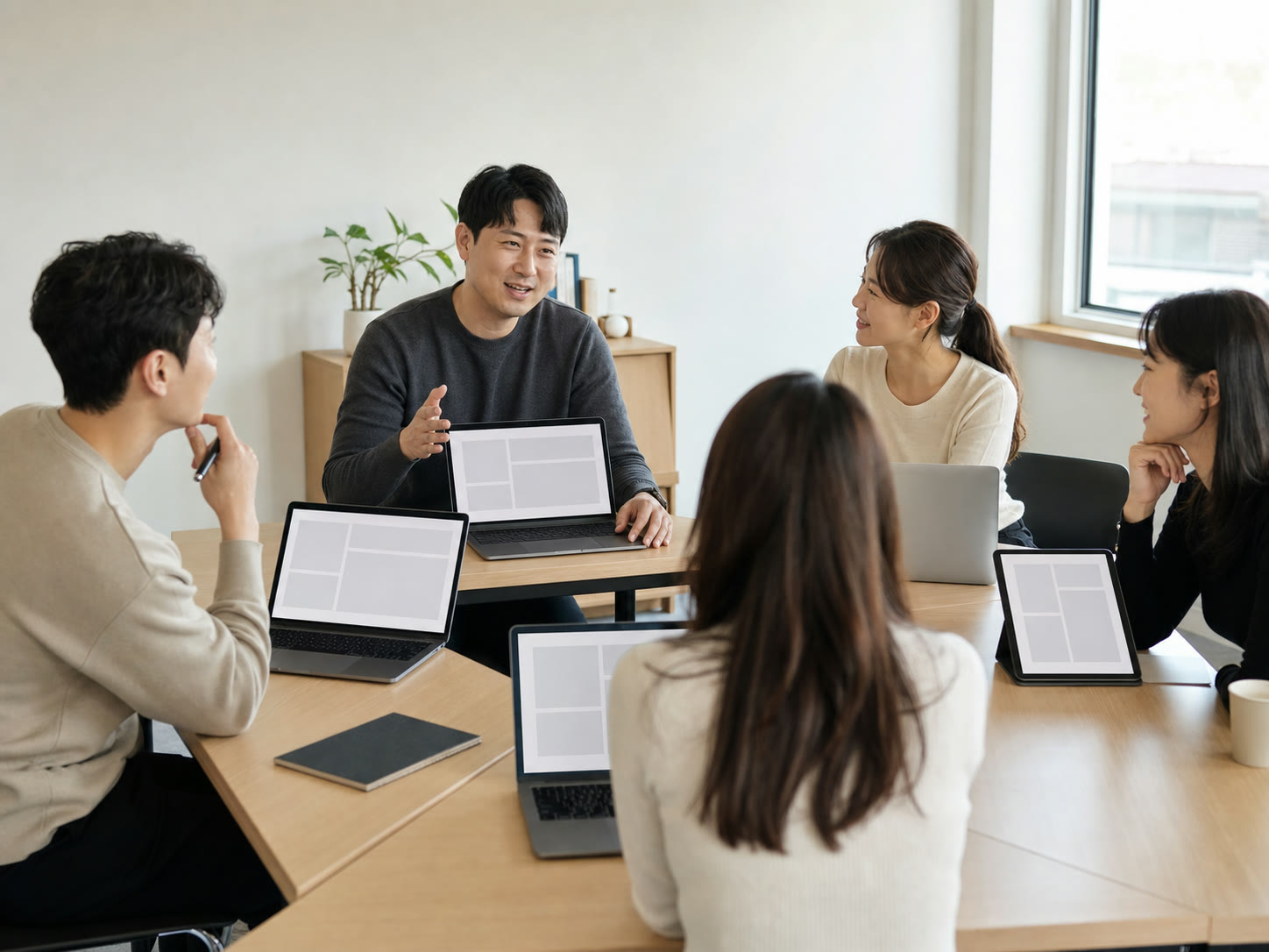 시흥 신천역 근처에서 진행되는 소규모 AI 실무교육 장면(예시 이미지)